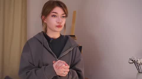 Alice online show from 11/25/25, 01:44