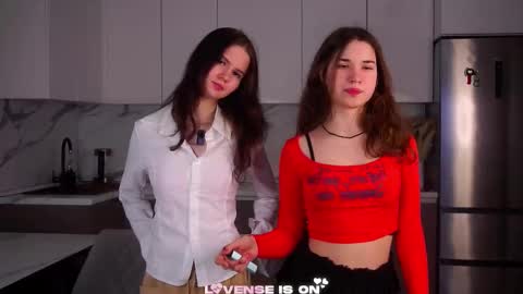 Alice online show from 12/14/25, 03:45