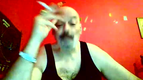 qwertyuiop22348015 online show from 02/17/26, 12:23