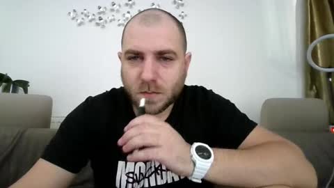 R0bila online show from 03/04/25, 07:08