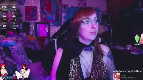 Snapshot of r2dho3 chatting on 07/12/26, 02:57 Amy Wild online show from 07/12/26, 02:57