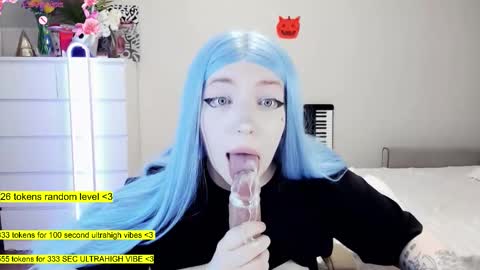 - online show from 11/19/25, 01:44