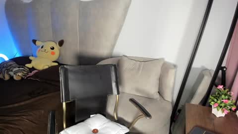 Snapshot of rachaeldeckard chatting on 01/06/25, 05:41 natalia  -  online show from 01/06/25, 05:41
