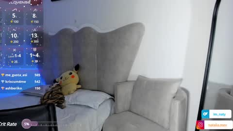 Snapshot of rachaeldeckard chatting on 02/24/25, 08:27 natalia  -  online show from 02/24/25, 08:27