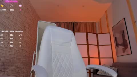 Rachel Kelly online show from 02/22/25, 02:39