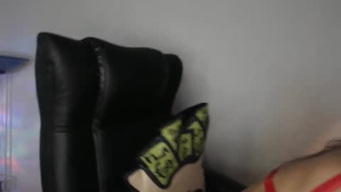    online show from 11/28/25, 11:18