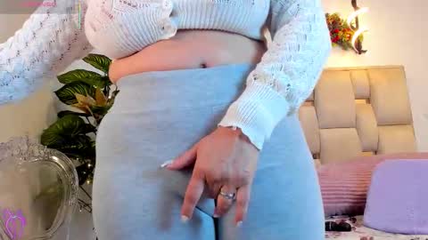 Rachel Lang online show from 12/21/25, 07:43