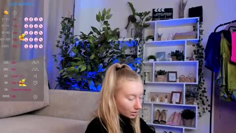 Rachel online show from 09/30/25, 04:17