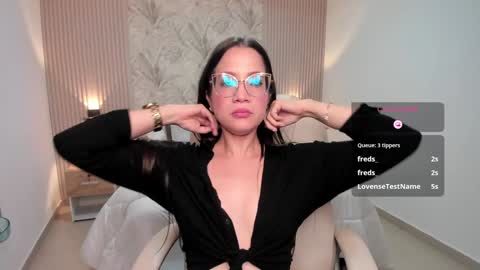 rachel online show from 01/25/25, 02:04