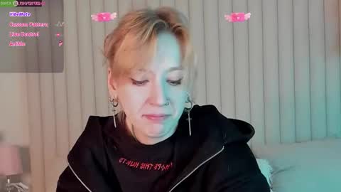 RachelCart online show from 11/24/25, 03:06