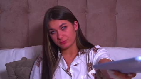 RachellSimpson online show from 01/16/25, 04:38