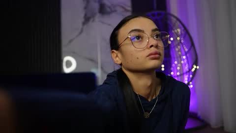 Ann online show from 12/01/25, 05:12