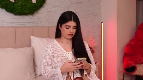 RachelSwaan online show from 12/10/24, 04:34