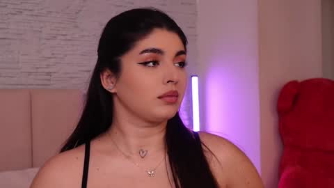 RachelSwaan online show from 01/08/25, 09:42