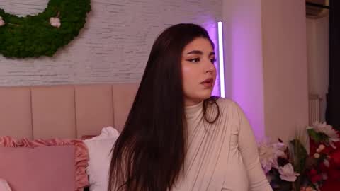 RachelSwaan online show from 09/21/25, 05:20