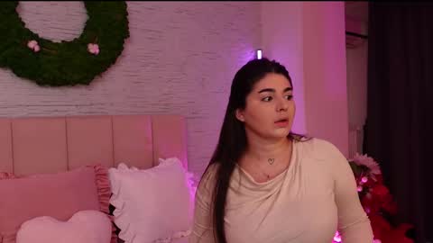 RachelSwaan online show from 10/21/25, 05:19