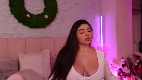 RachelSwaan online show from 11/28/25, 07:22