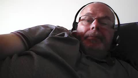 Snapshot of rader50 chatting on 06/14/26, 06:26 rader50 online show from 06/14/26, 06:26