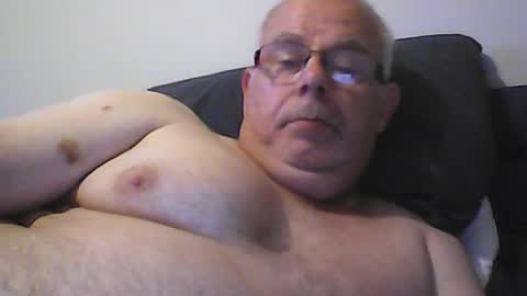 Snapshot of rader50 chatting on 07/04/26, 04:40 rader50 online show from 07/04/26, 04:40
