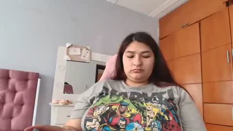 radiantgoddes online show from 12/19/24, 01:40