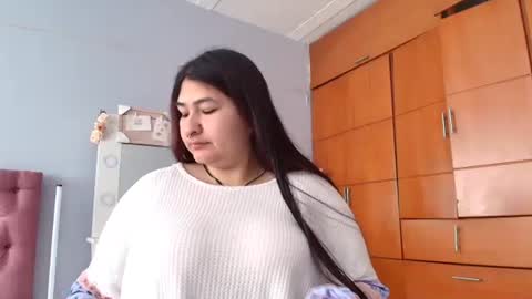 radiantgoddes online show from 01/08/25, 01:41