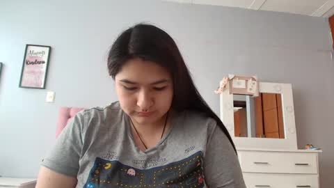 radiantgoddes online show from 02/02/25, 01:30