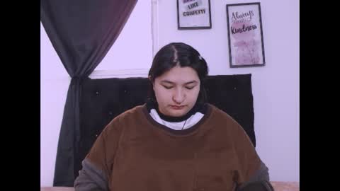 radiantgoddes online show from 10/01/25, 01:06