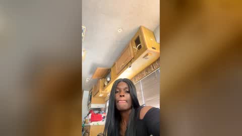 Rae Reign online show from 06/07/26, 10:13