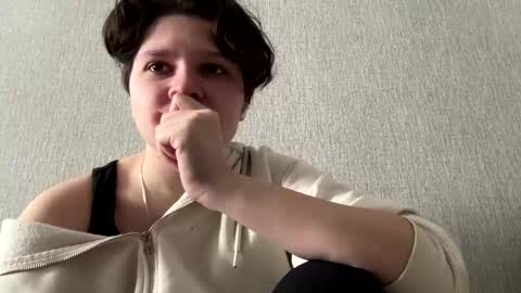 Snapshot of raegriego chatting on 05/15/26, 12:50 Emmie online show from 05/15/26, 12:50