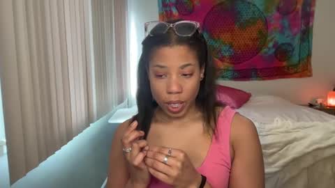 Snapshot of raewerks chatting on 03/01/25, 09:48 RaeWerks online show from 03/01/25, 09:48