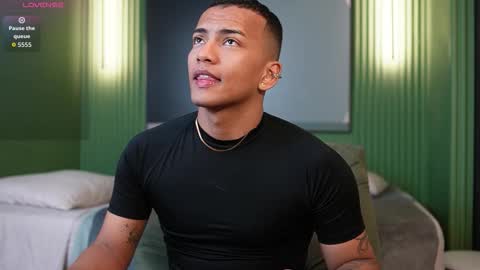 rafa_cruz online show from 11/11/25, 12:16