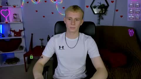 Snapshot of rafael_bien chatting on 05/04/26, 12:23 rafael online show from 05/04/26, 12:23