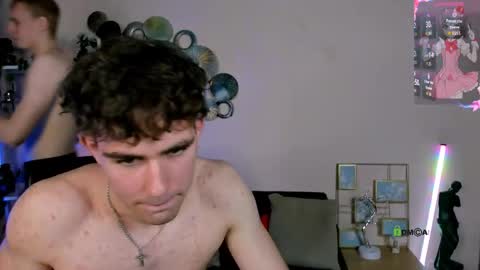 Snapshot of rafael_bien chatting on 05/16/26, 10:36 rafael online show from 05/16/26, 10:36