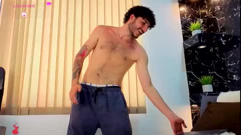 R A F A E L online show from 12/02/25, 08:59