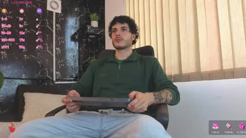 R A F A E L online show from 04/05/26, 09:12