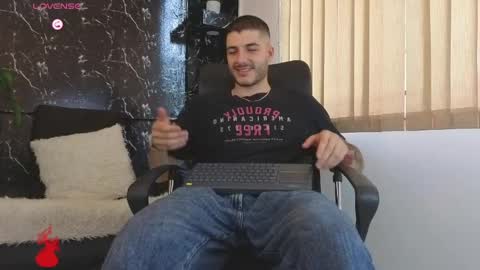 R A F A E L online show from 05/20/26, 08:48