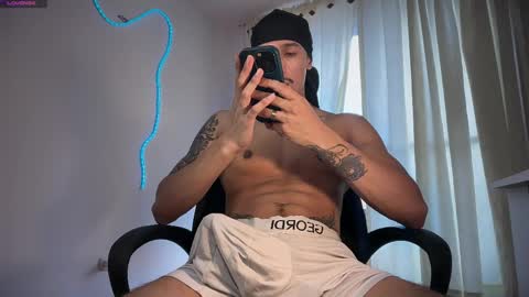 NEW IG  online show from 04/18/26, 08:09