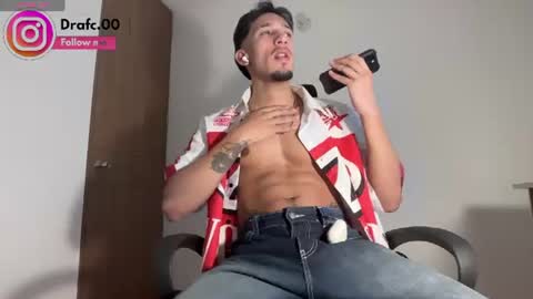 Snapshot of rafael_stone1 chatting on 06/28/26, 02:28 NEW IG online show from 06/28/26, 02:28