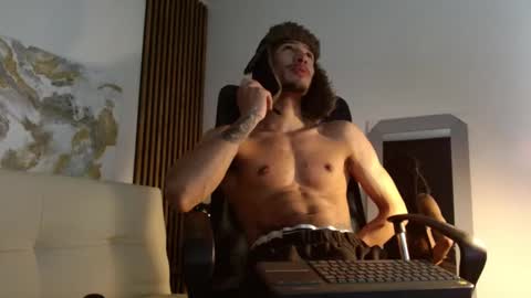 Snapshot of rafaelstone chatting on 01/31/25, 04:03 IG online show from 01/31/25, 04:03