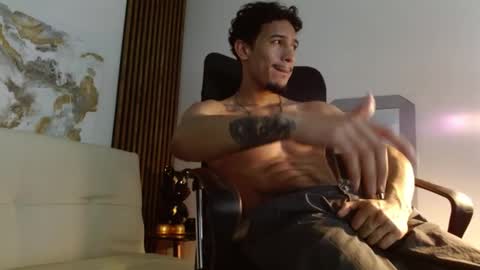 Snapshot of rafaelstone chatting on 02/11/25, 03:08 IG online show from 02/11/25, 03:08