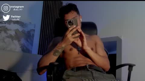 Snapshot of rafaelstone chatting on 09/11/25, 04:56 IG online show from 09/11/25, 04:56