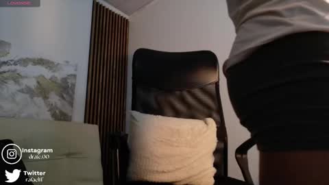 Snapshot of rafaelstone chatting on 11/14/25, 02:54 IG online show from 11/14/25, 02:54