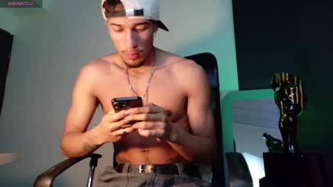 Snapshot of rafaelstone chatting on 01/11/26, 03:44 IG online show from 01/11/26, 03:44