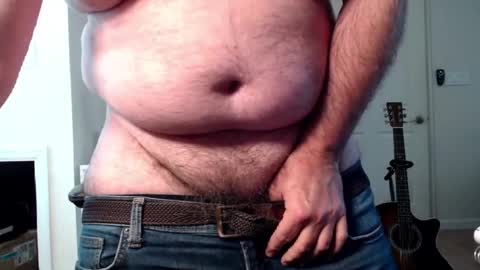 Snapshot of ragin_hardon001 chatting on 12/23/24, 04:50 Ray online show from 12/23/24, 04:50