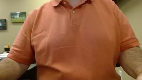 Snapshot of ragin_hardon001 chatting on 12/31/24, 04:04 Ray online show from 12/31/24, 04:04