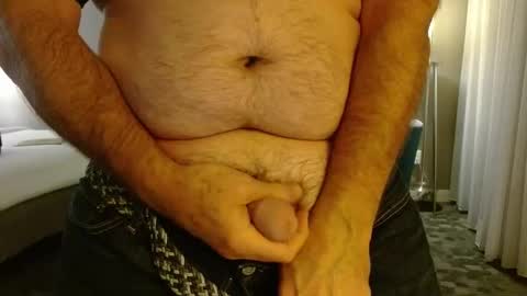 Snapshot of ragin_hardon001 chatting on 09/15/25, 11:21 Ray online show from 09/15/25, 11:21