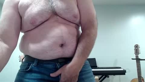 Snapshot of ragin_hardon001 chatting on 09/21/25, 07:15 Ray online show from 09/21/25, 07:15