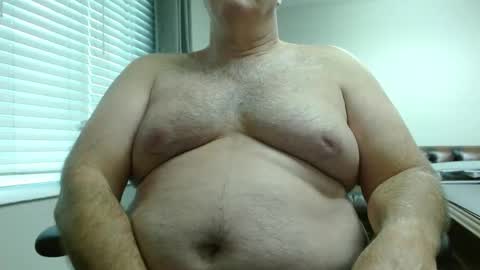 Snapshot of ragin_hardon001 chatting on 09/24/25, 02:20 Ray online show from 09/24/25, 02:20