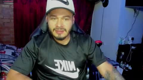 Snapshot of ragnar_lothbrok77 chatting on 02/19/25, 02:12 ragnar_lothbrok77 online show from 02/19/25, 02:12