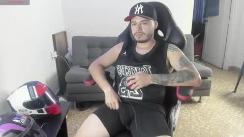 Snapshot of ragnar_lothbrok77 chatting on 09/10/25, 04:07 ragnar_lothbrok77 online show from 09/10/25, 04:07